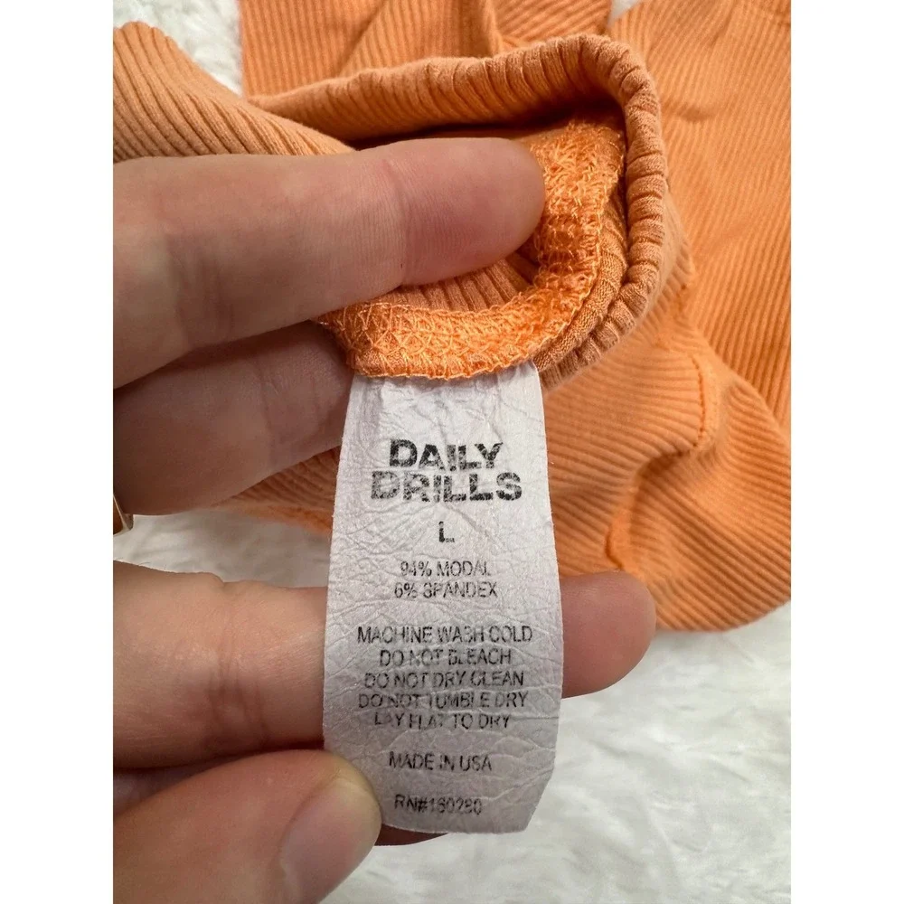 Daily Drills Womens Orange Ribbed High‎ Waist Biker Shorts size Large